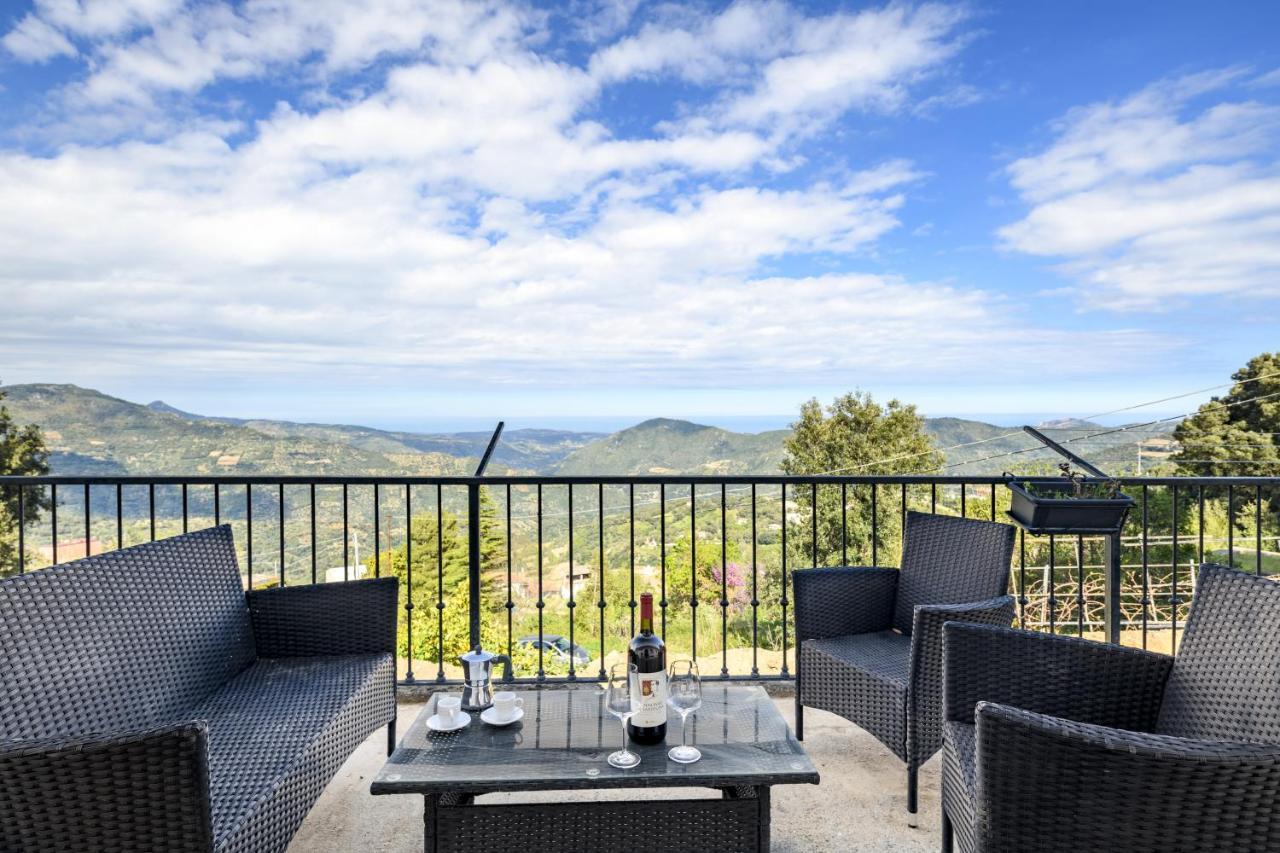 Casa Jerzu S'Essia De Su Santu Villa Exteriör bild