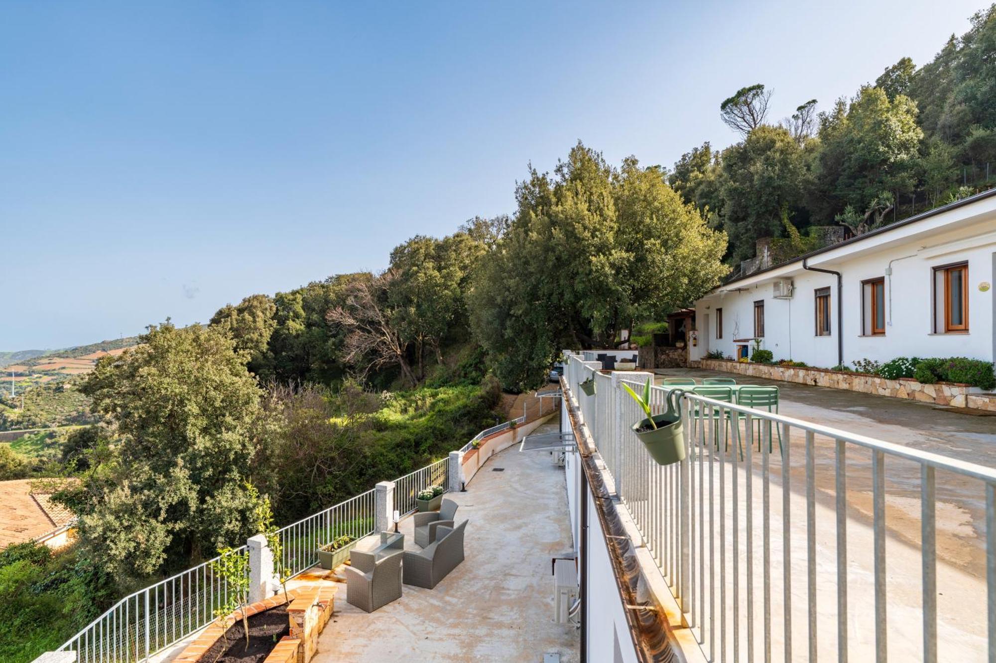 Casa Jerzu S'Essia De Su Santu Villa Exteriör bild