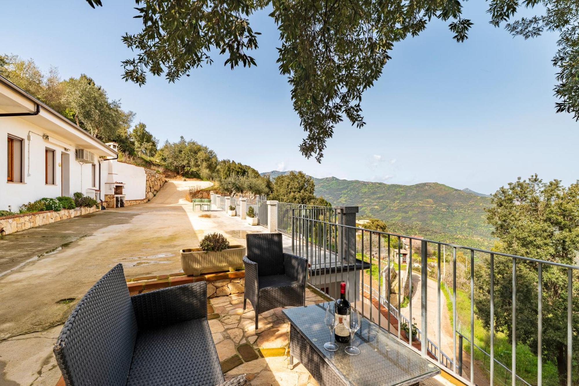 Casa Jerzu S'Essia De Su Santu Villa Exteriör bild